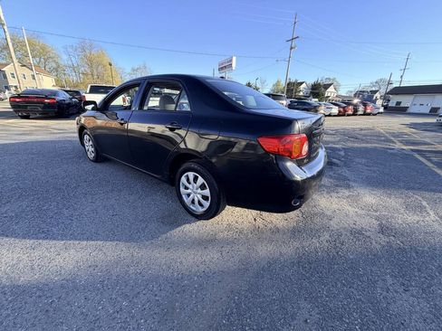 Used 2010 Toyota Corolla LE FWD image 44