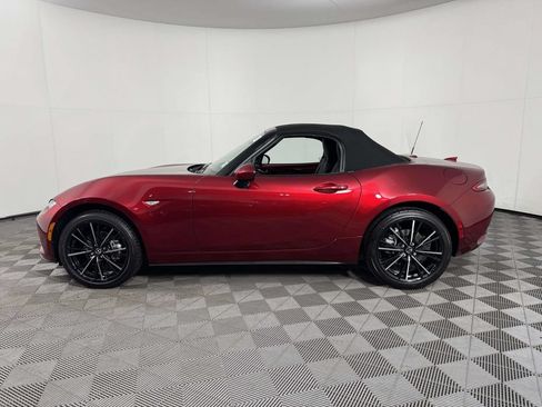 Used 2025 MAZDA MX-5 Miata Grand Touring w/ Weather Package RWD image 11