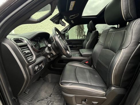Used 2023 RAM 3500 Limited image 24