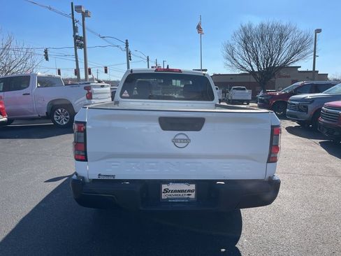 Used 2022 Nissan Frontier S image 11