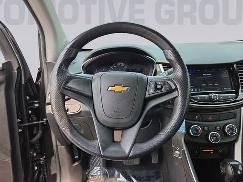 Used 2020 Chevrolet Trax LS w/ LPO, Protection Package AWD/4WD image 13