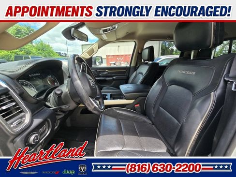 Used 2019 RAM 1500 Laramie AWD/4WD image 16