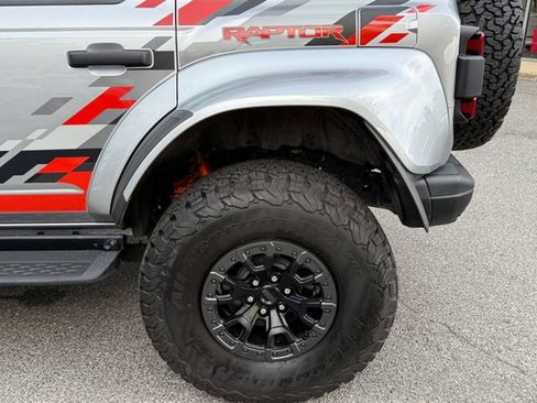 Used 2024 Ford Bronco Raptor AWD/4WD image 6
