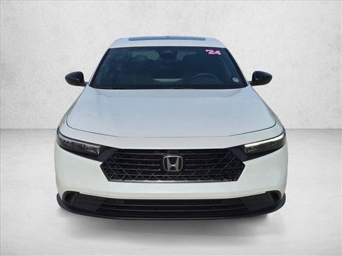 Used 2024 Honda Accord Sport image 2