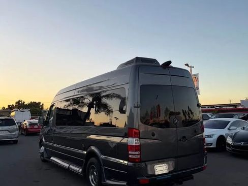 Used 2014 Mercedes-Benz Sprinter 3500 w/ Active Safety Plus Package image 4