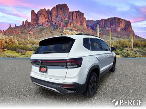 Used 2025 Volkswagen Taos S FWD image 7