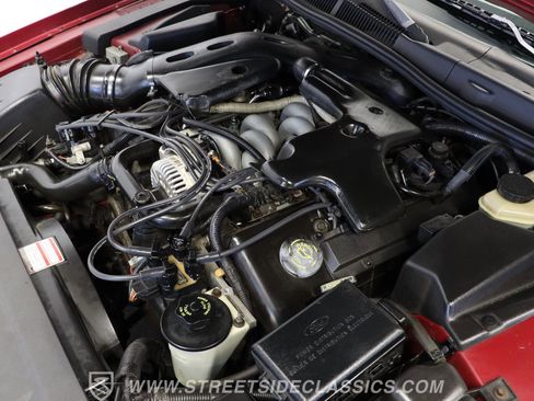 Used 1993 Lincoln Mark VIII image 30