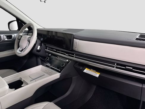 New 2026 Hyundai Santa Fe SEL FWD image 32