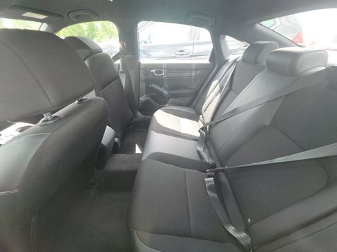 Used 2023 Honda Civic Sport image 4