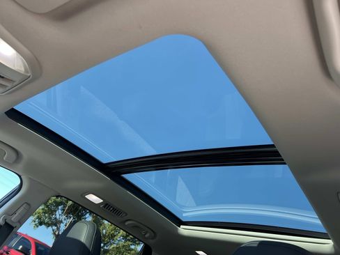 Certified 2025 Subaru Ascent Onyx Edition w/ Onyx Package image 32