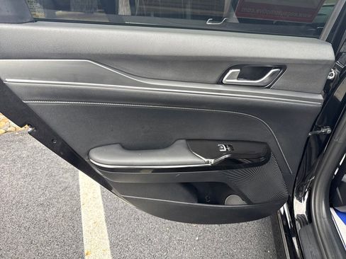 Used 2025 Kia K5 GT-Line image 39