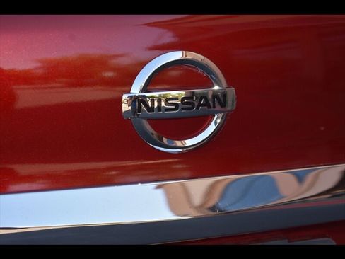 Used 2019 Nissan Sentra SV image 48