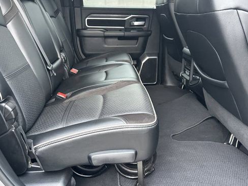 Used 2023 RAM 2500 Laramie w/ Night Edition image 19