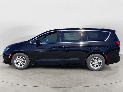 New 2026 Chrysler Voyager LX image 2