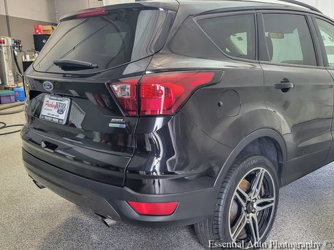 Used 2019 Ford Escape SEL AWD/4WD image 7