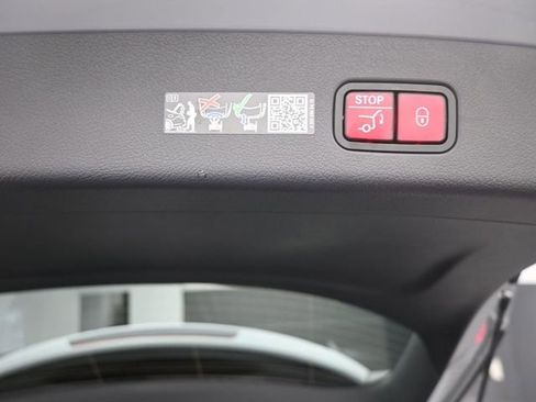 New 2026 Mercedes-Benz GLC 300 image 26