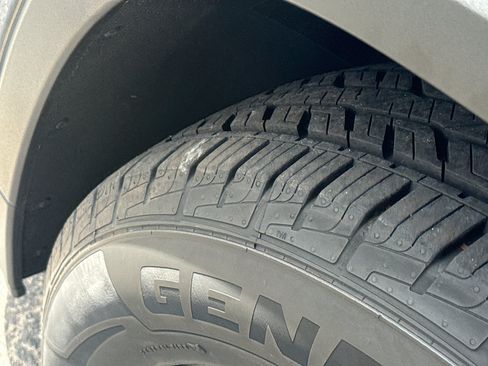 Used 2023 Chevrolet Traverse LT w/ LPO, Floor Liner Package AWD/4WD image 11