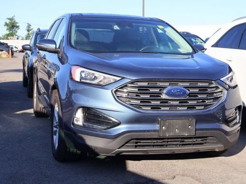 Used 2019 Ford Edge SEL w/ Equipment Group 201A AWD/4WD image 3