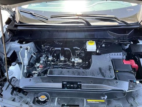 Used 2025 Nissan Pathfinder SL w/ Lighting Package (N92) AWD/4WD image 9