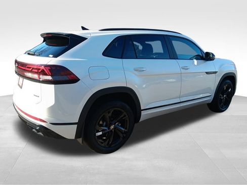New 2025 Volkswagen Atlas Cross Sport SEL R-Line image 5
