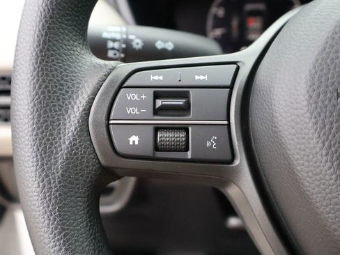 New 2026 Honda HR-V LX image 32