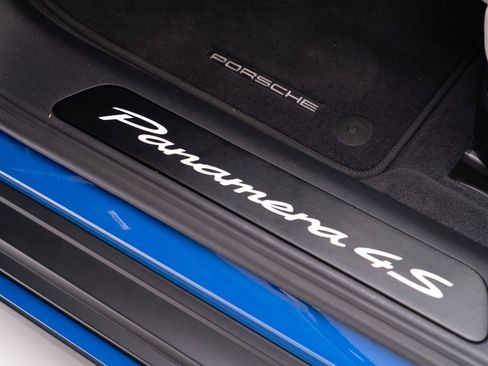 Used 2025 Porsche Panamera 4S image 15