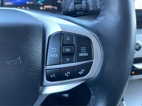 Used 2023 Ford Explorer XLT w/ Equipment Group 202A image 28