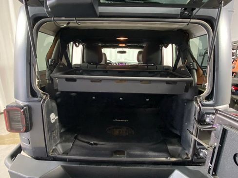 Used 2016 Jeep Wrangler Unlimited Sport w/ Quick Order Package 24S AWD/4WD image 25