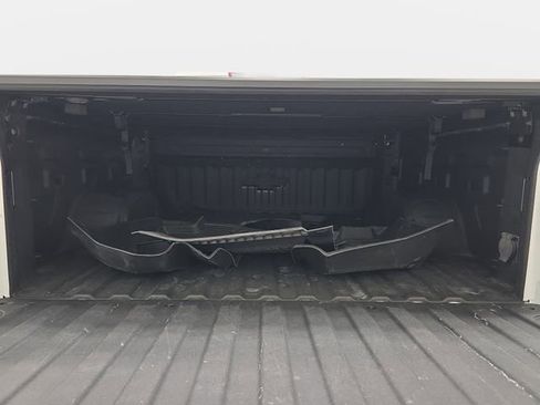 Used 2024 Chevrolet Silverado 1500 LT Trail Boss w/ Convenience Package II AWD/4WD image 32