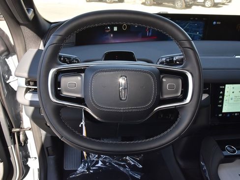 New 2025 Lincoln Navigator L Reserve w/ Jet Appearance Package image 23