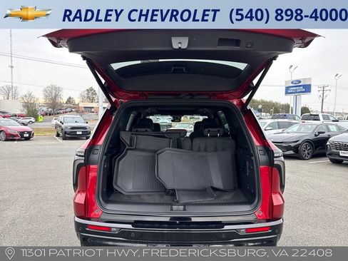 Certified 2024 Chevrolet Traverse RS w/ LPO, Floor Liner Package image 10