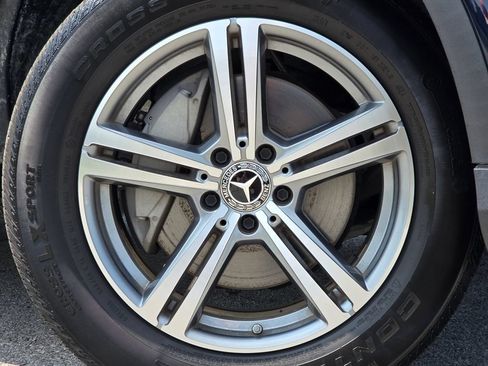 Used 2022 Mercedes-Benz GLC 300 4MATIC image 22