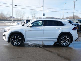 New 2026 Volkswagen Atlas Cross Sport SEL Premium R-Line video 3