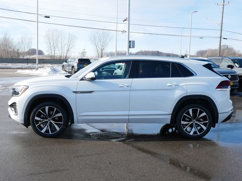 New 2026 Volkswagen Atlas Cross Sport SEL Premium R-Line image 3