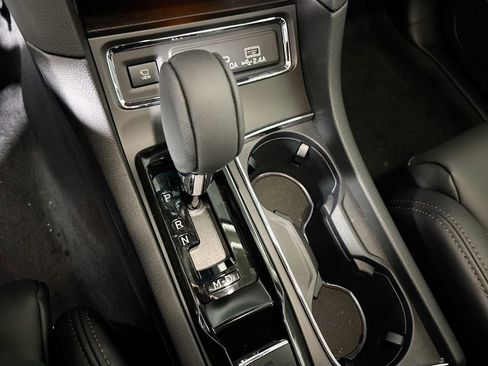 New 2026 Subaru Ascent Limited Bronze AWD/4WD image 18