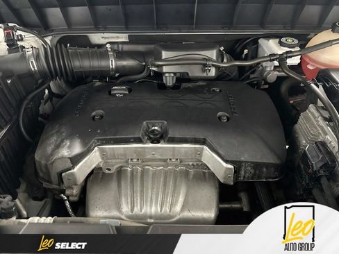 Used 2019 GMC Acadia SLE FWD image 32