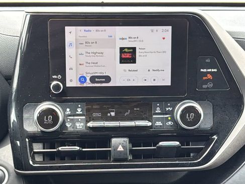 Certified 2024 Toyota Highlander LE image 18