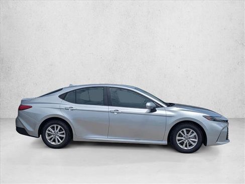 Used 2026 Toyota Camry LE w/ Convenience Package FWD image 4