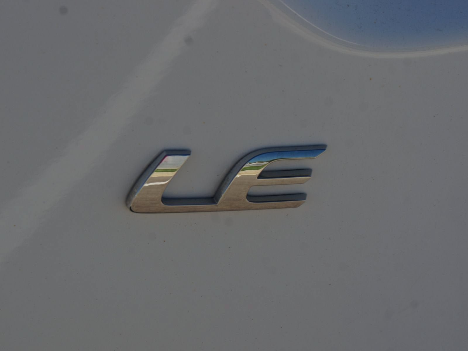 Used 2024 Toyota Corolla LE FWD image 17