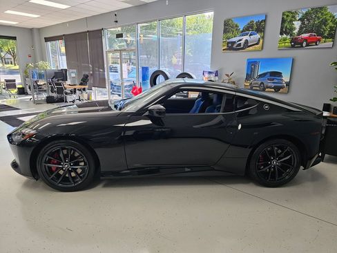 New 2026 Nissan Z Performance w/ Floor Mat Package RWD image 5