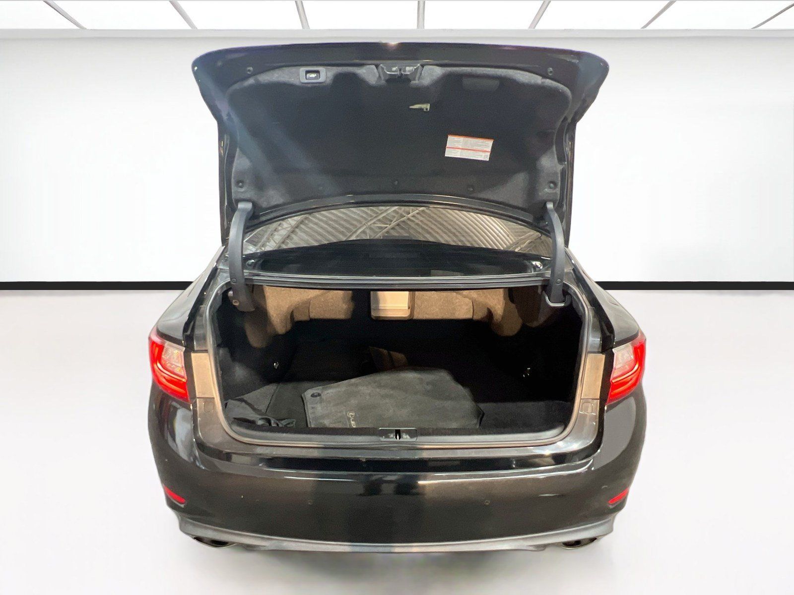 Used 2016 Lexus ES 350 w/ Luxury Package w/Wood Trim FWD image 20