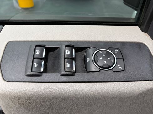 Used 2020 Ford F250 XL w/ Power Equipment Group AWD/4WD image 14