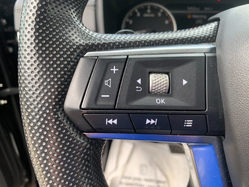 Used 2024 Mitsubishi Outlander ES AWD/4WD image 27