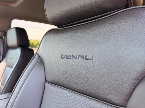 Used 2025 GMC Sierra 2500 Denali w/ Technology Package AWD/4WD image 28