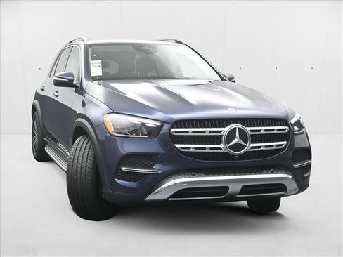 New 2026 Mercedes-Benz GLE 350 4MATIC image 3