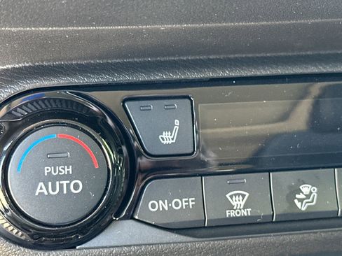 New 2026 Nissan Kicks SV w/ SV Premium Package FWD image 26
