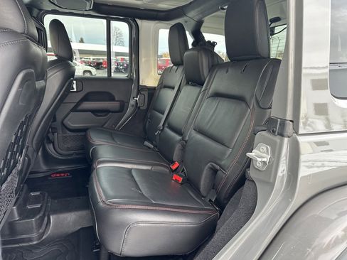 Used 2020 Jeep Wrangler Unlimited Rubicon w/ Dual Top Group image 28