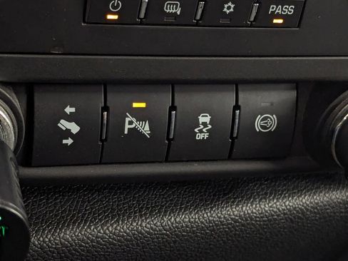 Used 2012 Chevrolet Silverado 2500 LT w/ Interior Plus Package image 20