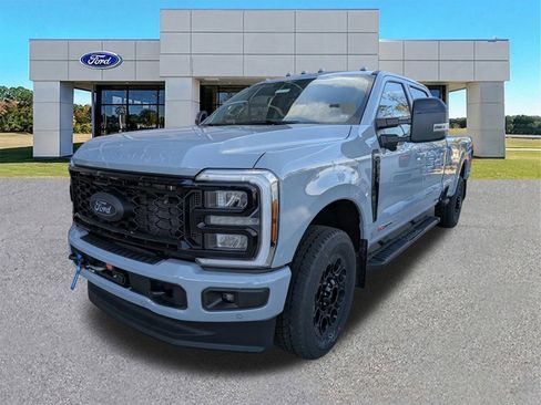 New 2026 Ford F350 Lariat w/ Black Appearance Package image 7