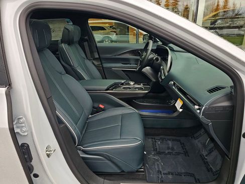 New 2026 Cadillac Lyriq Signature Sport w/ Nappa Leather Package image 11